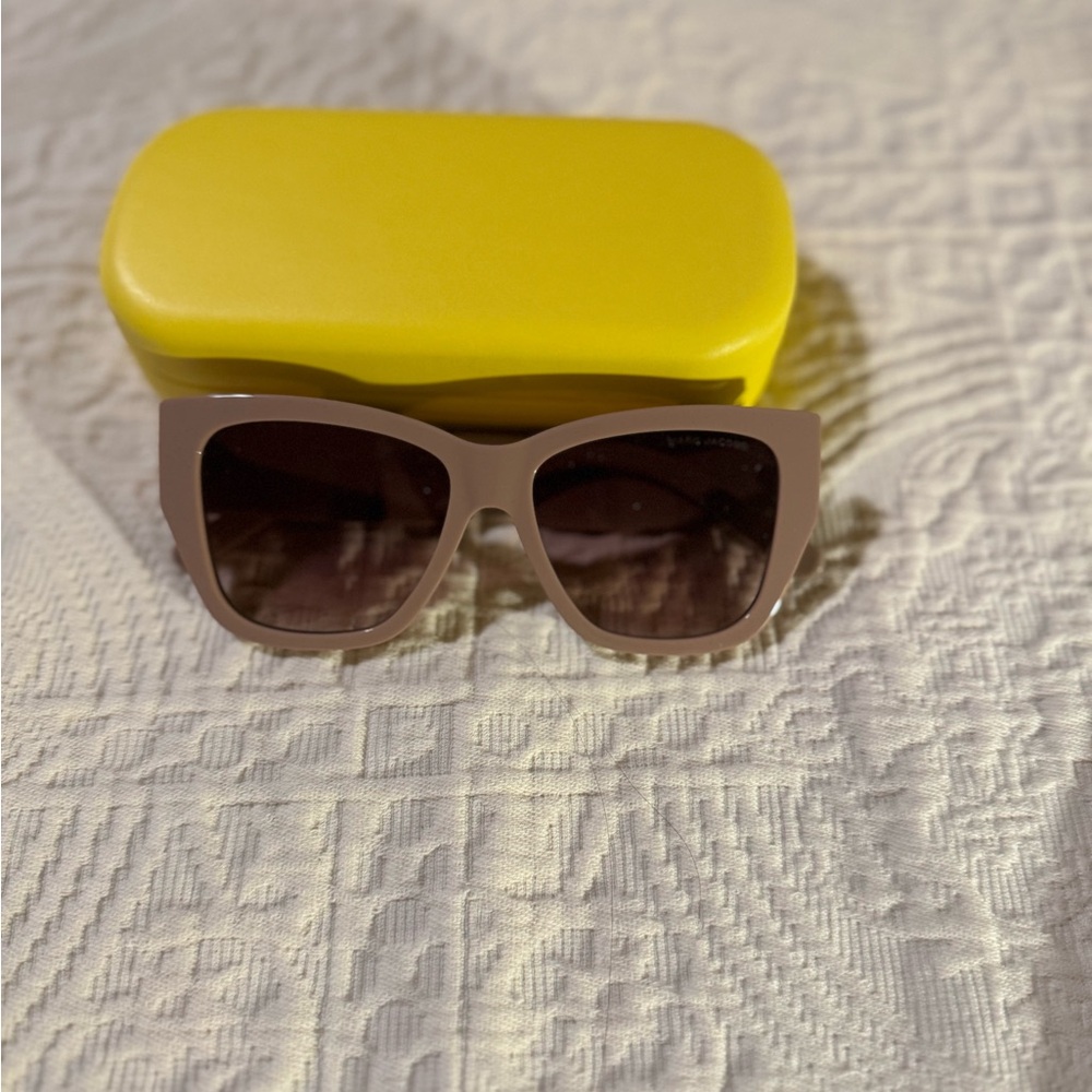 Marc Jacob’s Brown Sunglasses